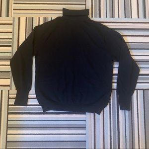 3 Gauge Black Cashmere Turtleneck